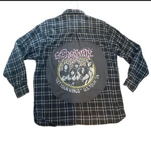 Upcycled Distressed Aerosmith appliqué upcycled flannel band tee 2x mens